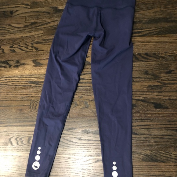 MALO HI RISE LUXE LEGGINGS - NAVY Size Small - Picture 3 of 3